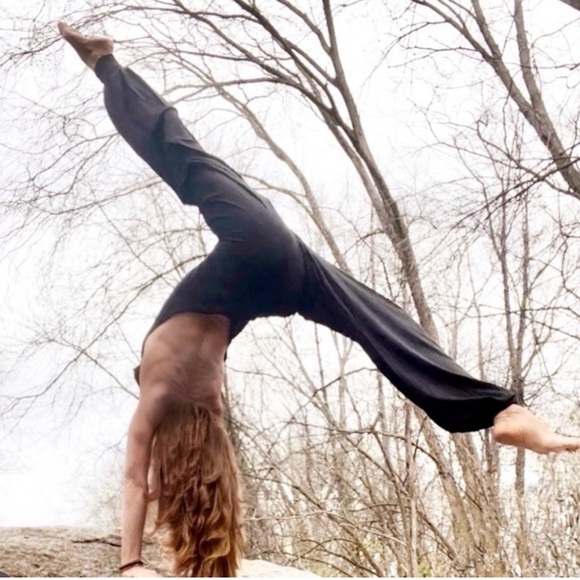 Aria Lattner Black Backless Halter Jumpsuit OS Spandex cotton yoga romper - Picture 5 of 7